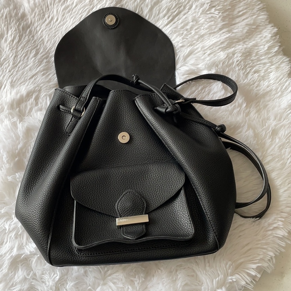 Zara BackPack - Picture 2 of 5